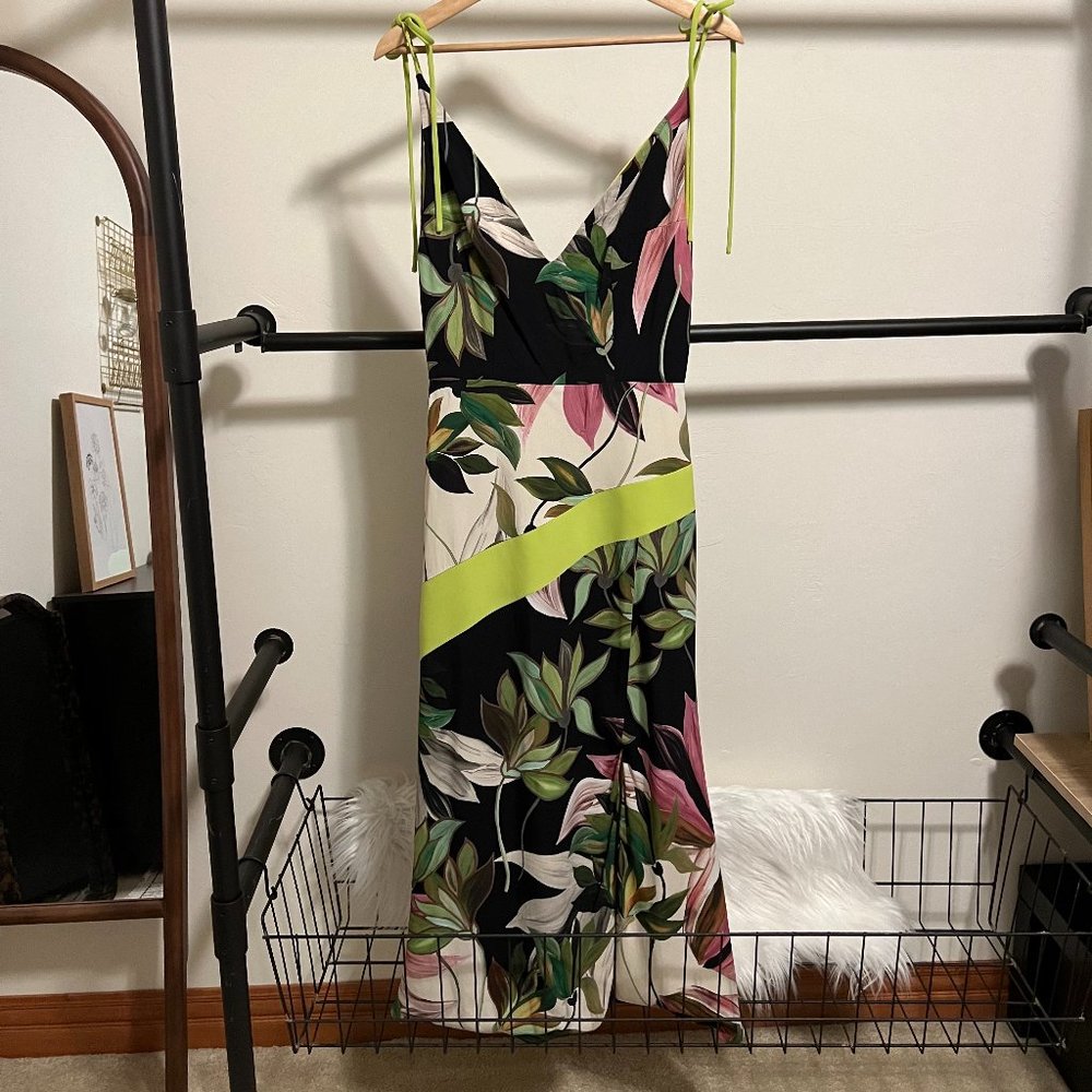 Christian Siriano Hawaiian Print Tie Strap Maxi Dress 6 - Picture 4 of 13